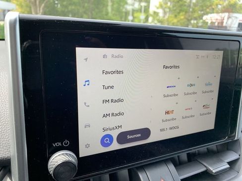 Certified 2023 Toyota RAV4 XLE w/ Convenience Package image 24