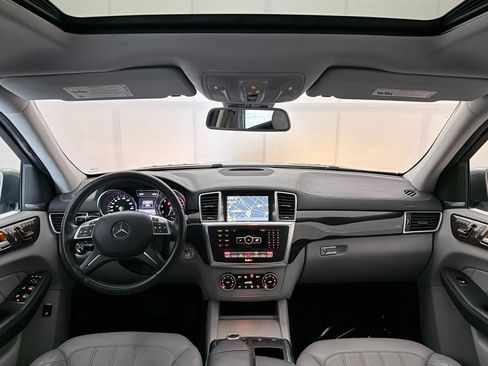 Used 2015 Mercedes-Benz GL 450 4MATIC image 28