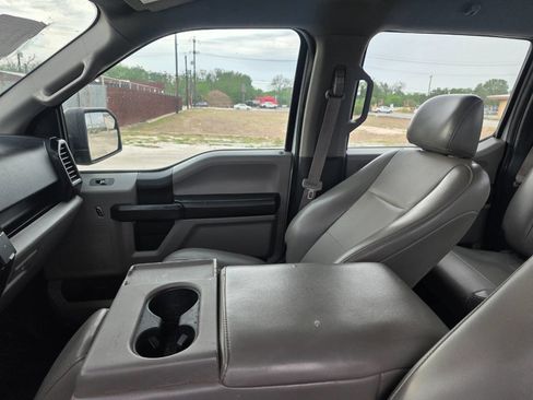 Used 2018 Ford F150 XL w/ Equipment Group 101A Mid AWD/4WD image 15