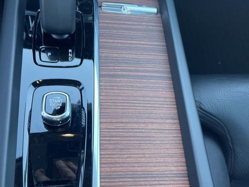 Certified 2023 Volvo S60 B5 Ultimate w/ Climate Package image 14