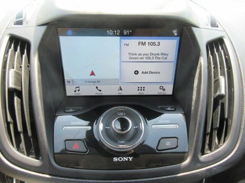 Used 2019 Ford Escape Titanium FWD image 18