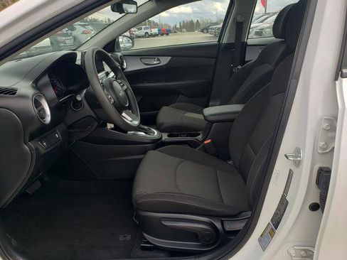 Certified 2024 Kia Forte LXS FWD image 11