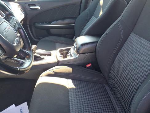Used 2023 Dodge Charger SXT image 12