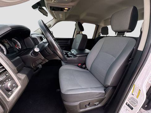 Used 2021 RAM 1500 Tradesman w/ Tradesman SXT Package image 26