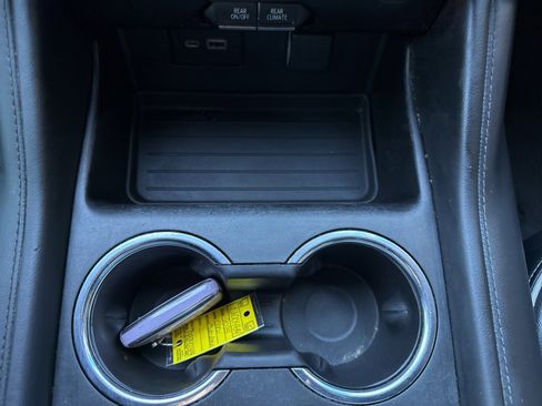 Used 2023 Chevrolet Suburban LS image 25