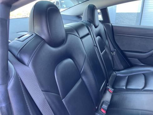 Used 2023 Tesla Model 3 Standard Range RWD image 17