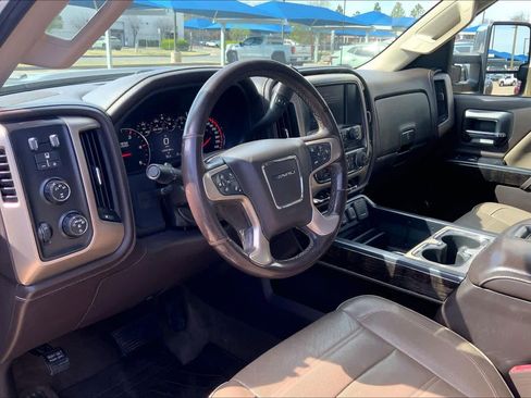 Used 2015 GMC Sierra 3500 Denali w/ Duramax Plus Package image 17