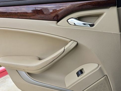 Used 2012 Cadillac CTS Luxury image 19