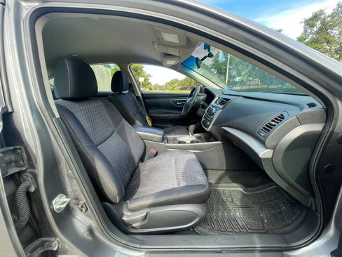 Used 2017 Nissan Altima 2.5 S w/ Power Driver Seat Package FWD image 26