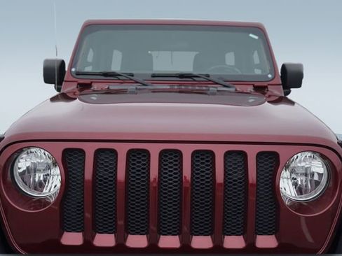 Used 2021 Jeep Wrangler Unlimited Islander image 40