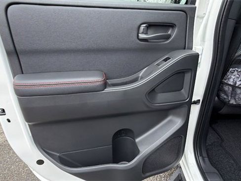 New 2026 Nissan Frontier PRO-4X w/ Pro-4x Convenience Package image 14