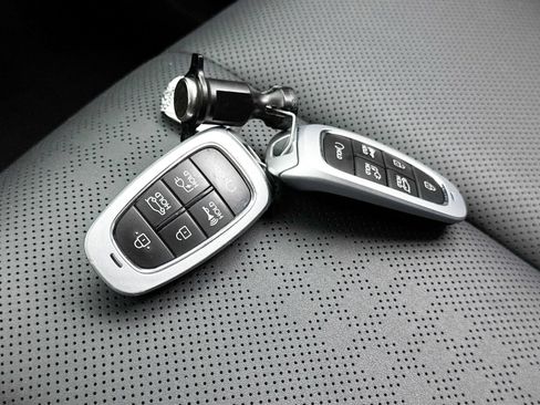 Used 2023 Hyundai Ioniq 5 SEL AWD/4WD image 35