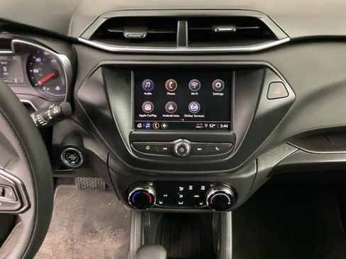 Certified 2022 Chevrolet TrailBlazer LT w/ Confidence II Package image 17