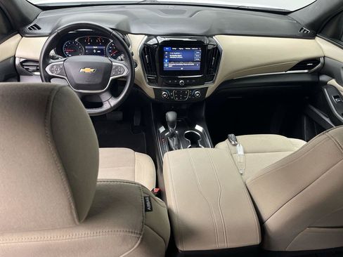 Used 2023 Chevrolet Traverse LT AWD/4WD image 4