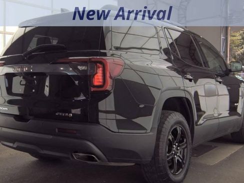 Used 2023 GMC Acadia AT4 w/ Preferred Package AWD/4WD image 7