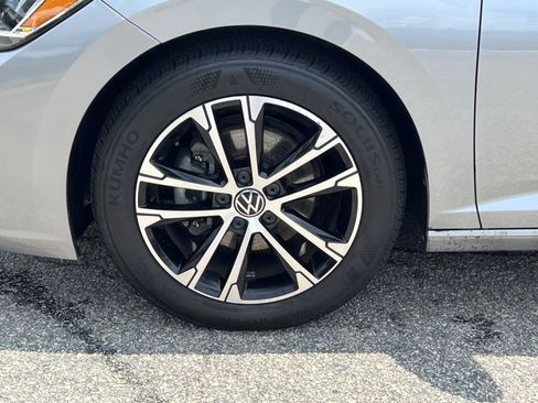 Used 2023 Volkswagen Jetta Sport FWD image 9