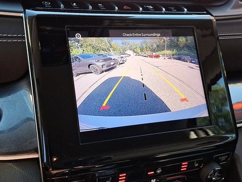 Certified 2021 Jeep Grand Cherokee L Laredo w/ Luxury Tech Group I image 18