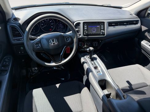 Used 2018 Honda HR-V LX image 15