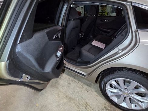 Used 2023 Chevrolet Malibu LT image 20