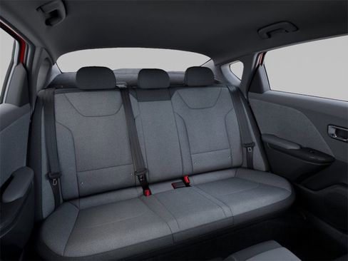 New 2025 Kia K4 LXS image 16