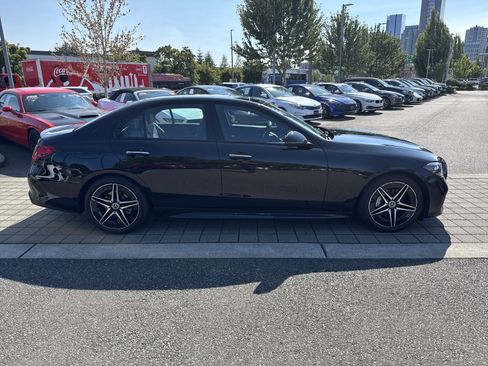 Used 2023 Mercedes-Benz C 300 4MATIC Sedan image 10