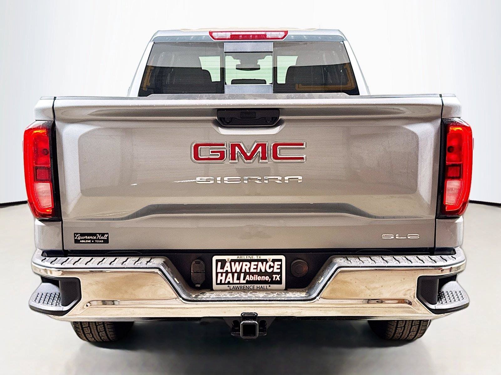 New 2026 GMC Sierra 1500 SLE w/ Preferred Package RWD image 4