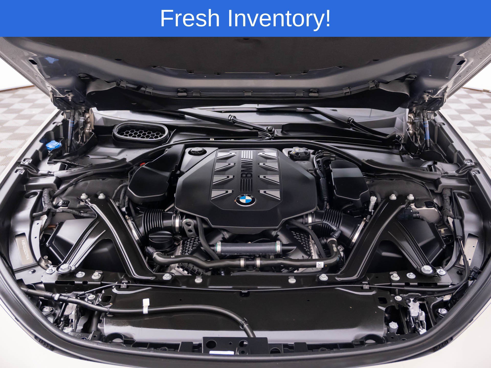 Certified 2024 BMW 760i xDrive w/ Executive Package AWD/4WD image 28