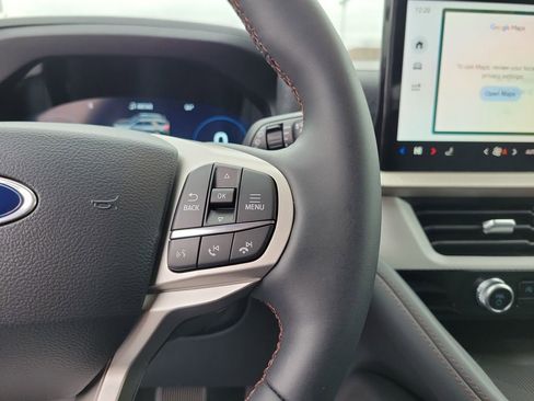 New 2026 Ford Explorer Active image 24