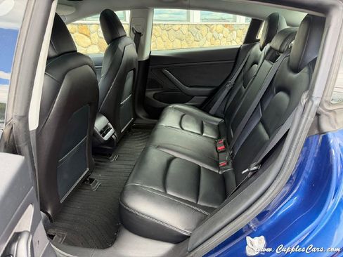 Used 2020 Tesla Model 3 Standard Range Plus RWD image 7