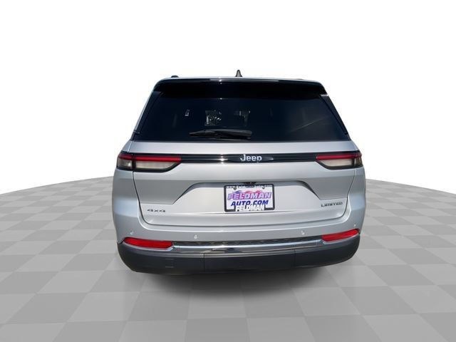 Used 2023 Jeep Grand Cherokee Limited AWD/4WD image 9