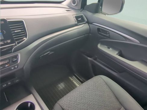 Certified 2025 Honda Ridgeline Sport+ image 14