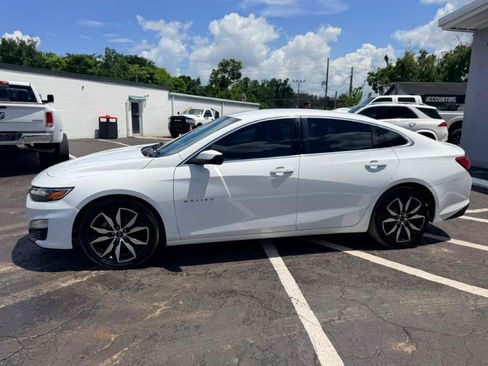 Used 2020 Chevrolet Malibu LT FWD image 4