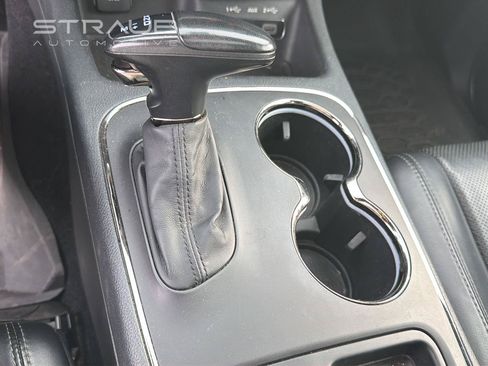 Used 2019 Dodge Durango R/T w/ Blacktop Package AWD/4WD image 24