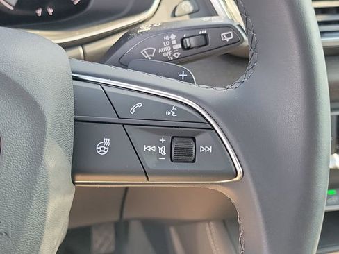 Used 2024 Audi Q5 e Premium Plus w/ Premium Plus Package image 12