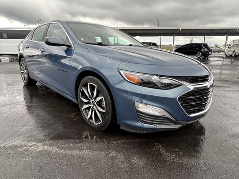 Used 2024 Chevrolet Malibu RS FWD image 2