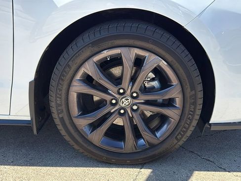 Used 2024 Toyota Sienna XSE w/ XSE Plus Package image 33