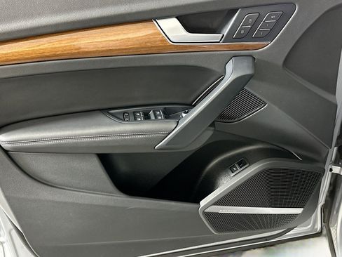 Used 2022 Audi Q5 2.0T Premium Plus w/ Premium Plus Package image 21