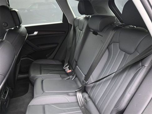 Used 2024 Audi Q5 2.0T Premium Plus image 16