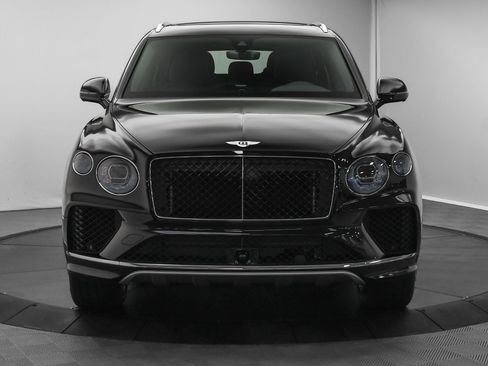 New 2024 Bentley Bentayga Extended Wheelbase image 7