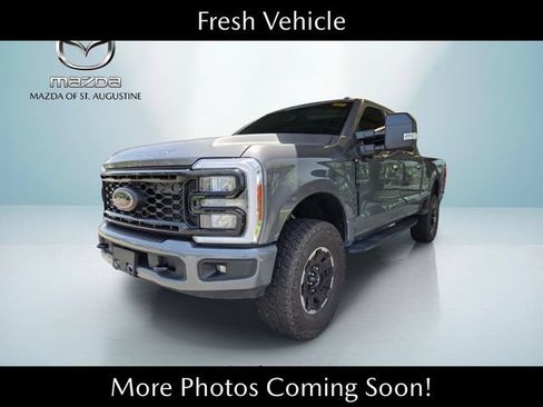 Used 2025 Ford F250 XLT w/ Black Appearance Package AWD/4WD image 1