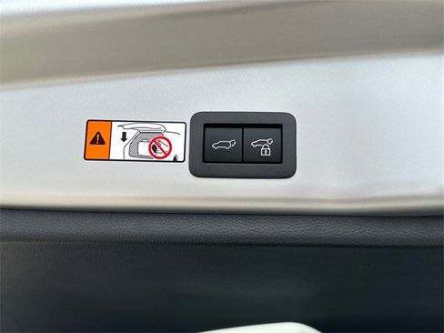 New 2026 Toyota Corolla Cross XLE image 7