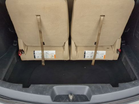 Used 2017 Ford Explorer XLT w/ Equipment Group 202A image 41