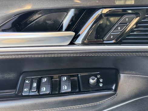 Used 2023 Jeep Wagoneer L 4WD image 13