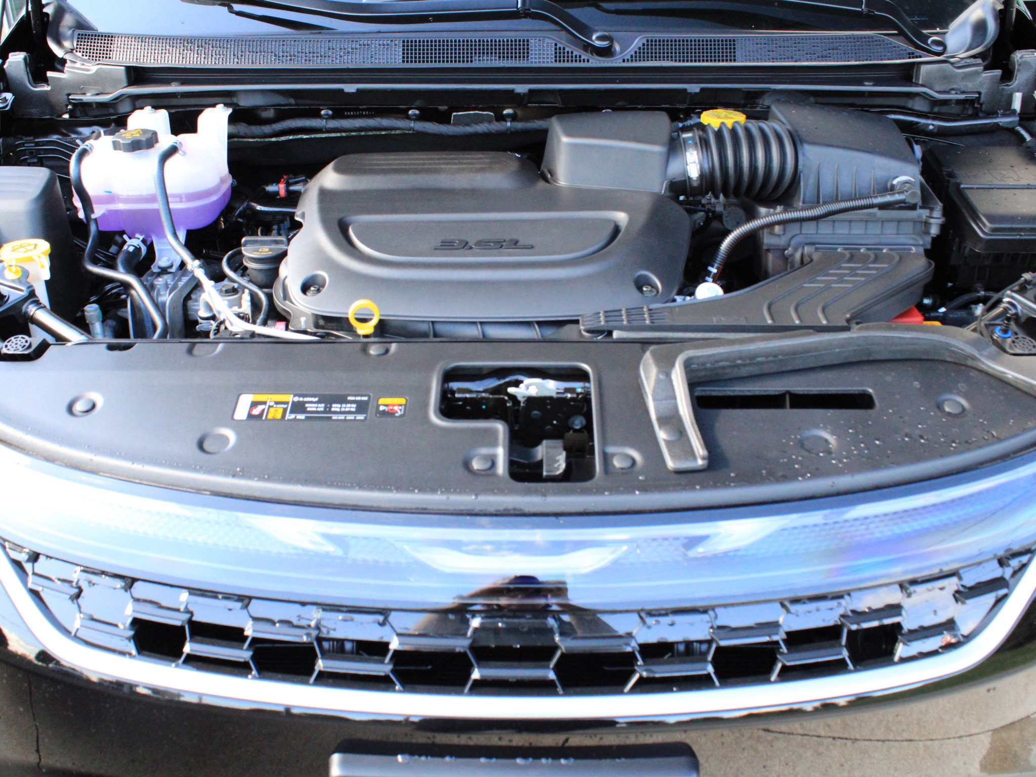 New 2027 Chrysler Pacifica Select FWD image 39