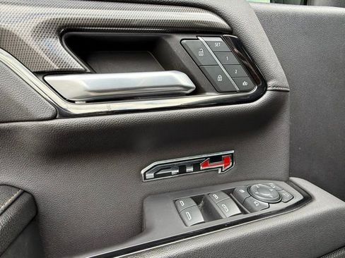 Used 2023 GMC Sierra 1500 AT4 w/ AT4 Premium Package AWD/4WD image 14