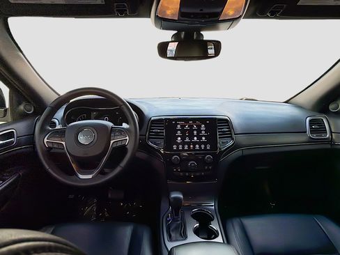 Used 2019 Jeep Grand Cherokee Limited X image 16