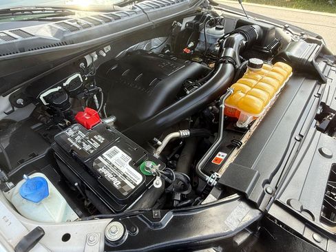 Used 2015 Ford F150 Lariat AWD/4WD image 32