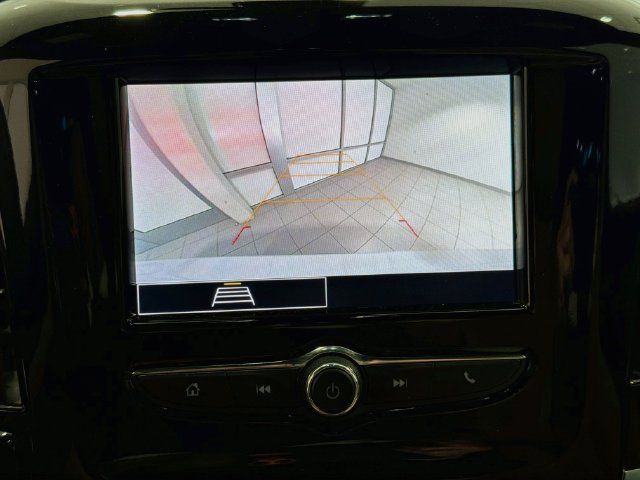 Used 2024 Chevrolet Traverse LS w/ Safety Package AWD/4WD image 11