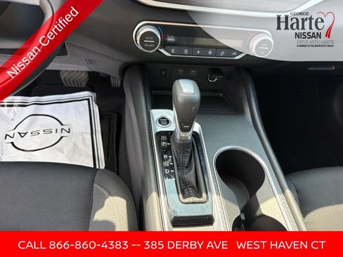 Certified 2025 Nissan Altima 2.5 SV w/ SV Special Edition Package AWD/4WD image 16