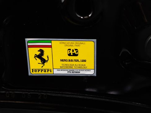 Used 2010 Ferrari California image 98